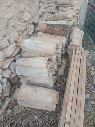 Tejas de cañón antiguas abran unas 500 unidades.