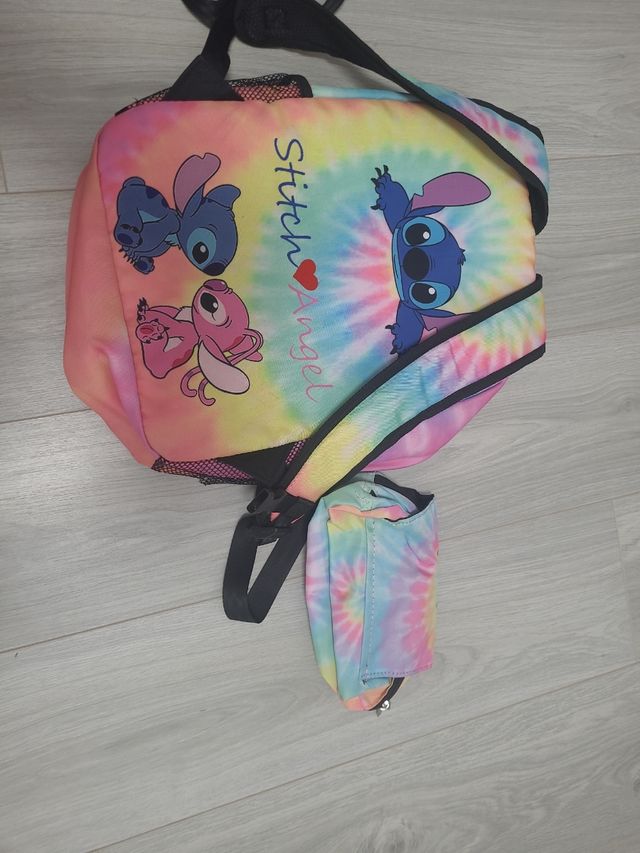Mochila y estuche de Stich