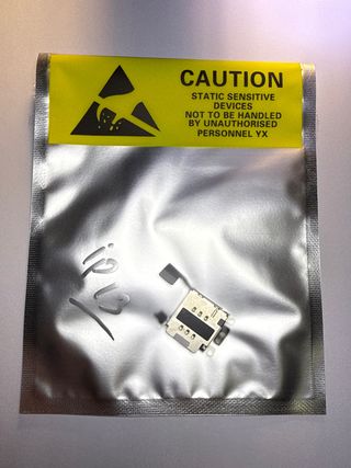 Bandeja SIM iPhone 13 OEM Apple