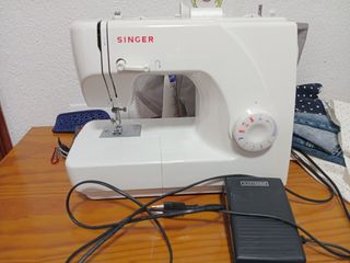 Máquina de coser Singer 150