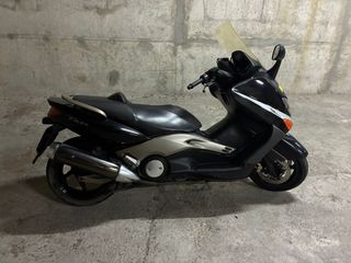 Yamaha T-MAX 500