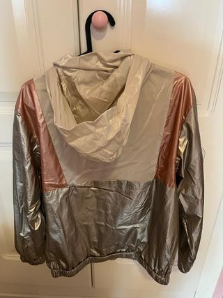 Chaqueta Zara plateada talla 13/14 años