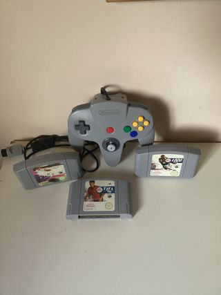 Mando Nintendo 64 + FIFA 98, 99 y NBA 99