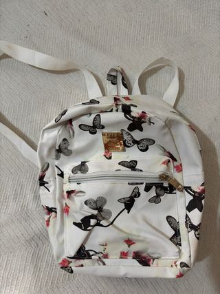 Mochila con estampado de mariposas