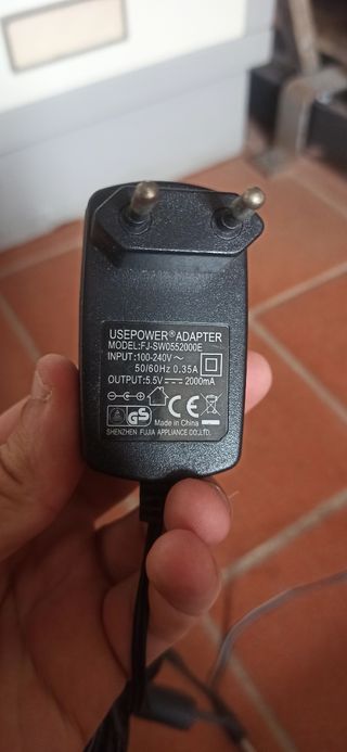 Alimentatore AC/DC 12V 2A