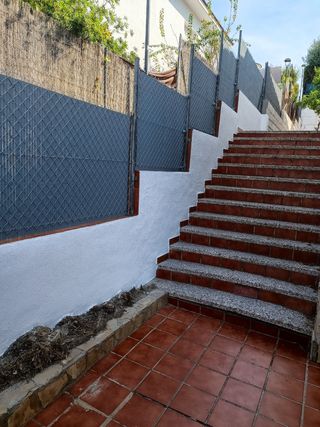 Reparaciones de muros y colocación de valla