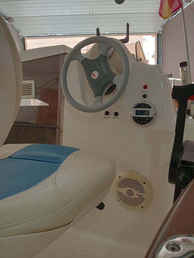 Barco Quicksilver 4.5m