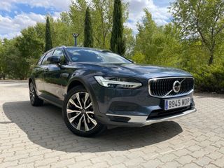 Volvo V90 Cross Country 2.0 B4 D Core AWD Auto