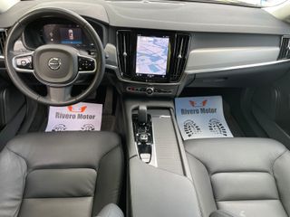 Volvo V90 Cross Country 2.0 B4 D Core AWD Auto