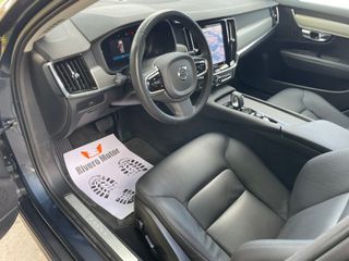 Volvo V90 Cross Country 2.0 B4 D Core AWD Auto