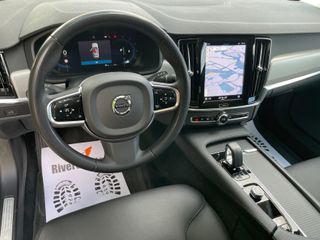 Volvo V90 Cross Country 2.0 B4 D Core AWD Auto