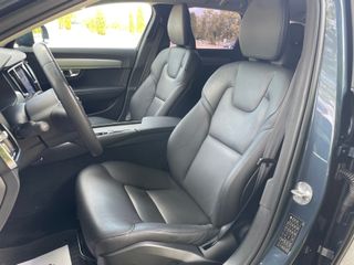 Volvo V90 Cross Country 2.0 B4 D Core AWD Auto