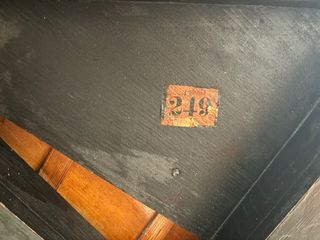 Piano antiguo de madera