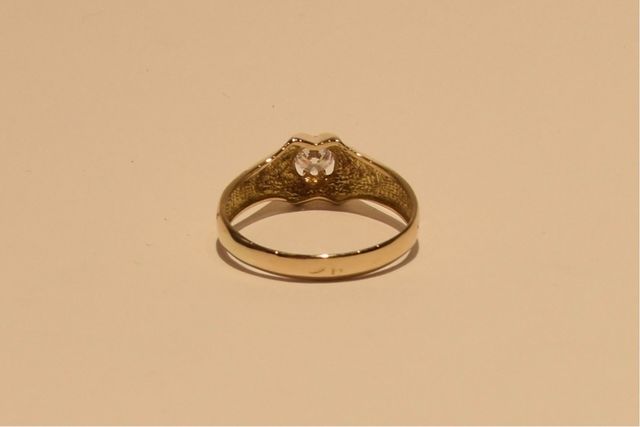 SOLITARIO DE ORO 18K/5.2Gr