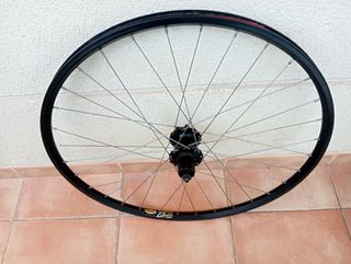 llanta 26 mavic trasera, buje QR9, Nucleo Shimano 