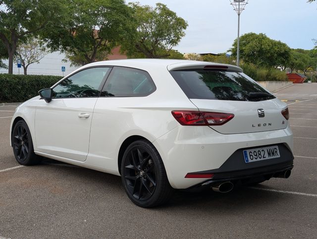 SEAT Leon 2015 1.8TSI