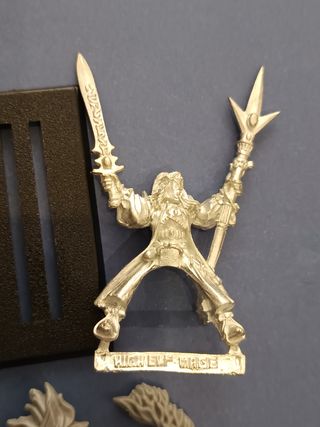 Warhammer Altos Elfos Archimago (I)
