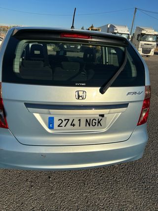 Honda FR-V 2008