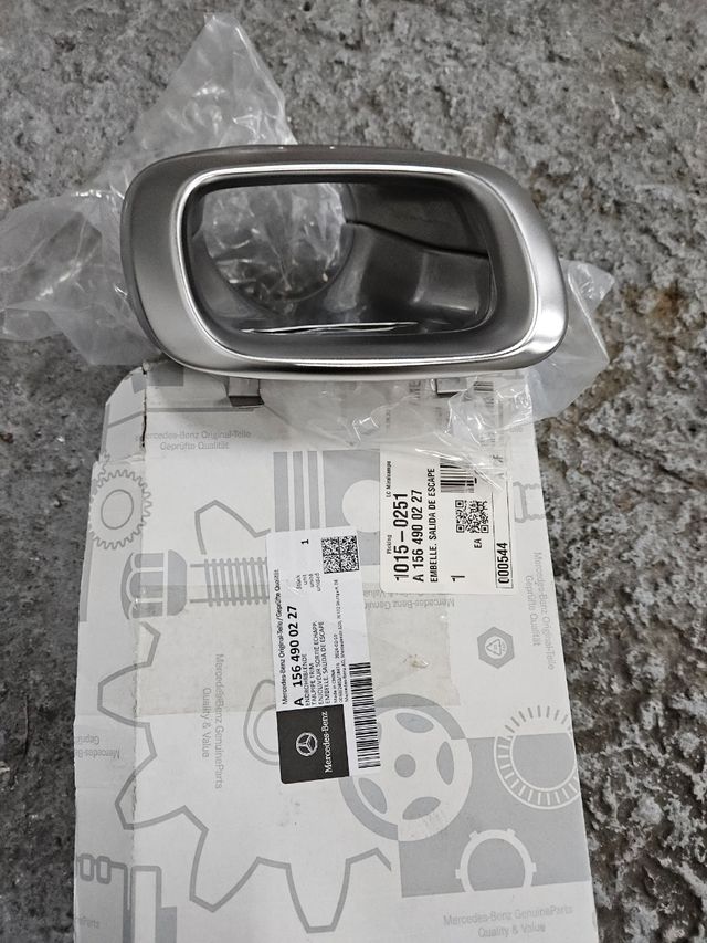 Embellecedor Tubo Escape Mercedes