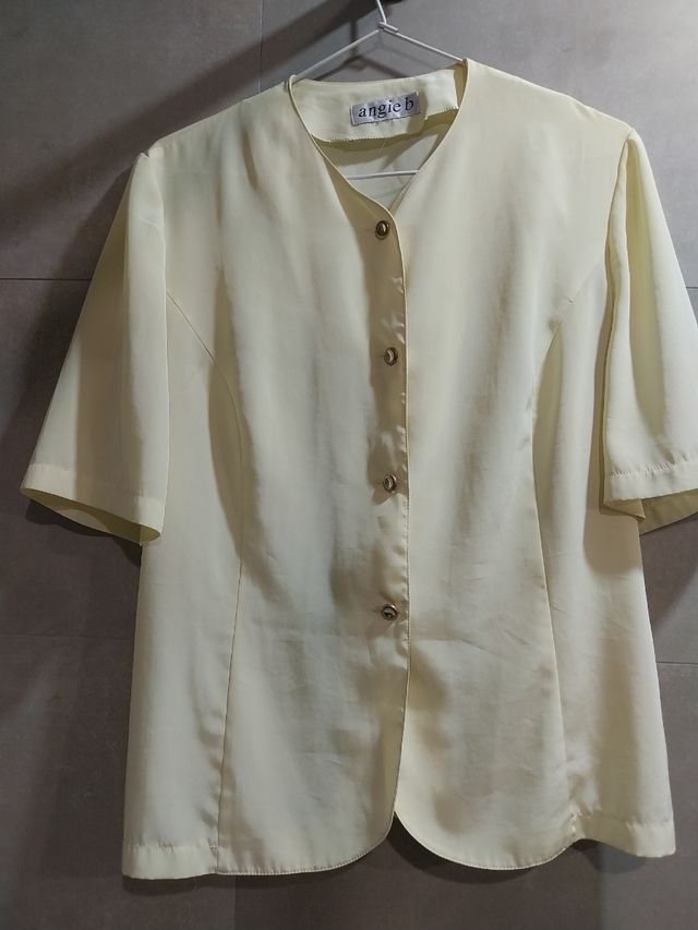 Blusa Angie B Talla Única Amarillo mantequilla