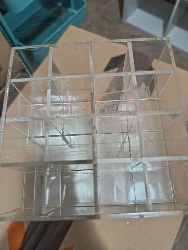 Expositor acrílico para labiales