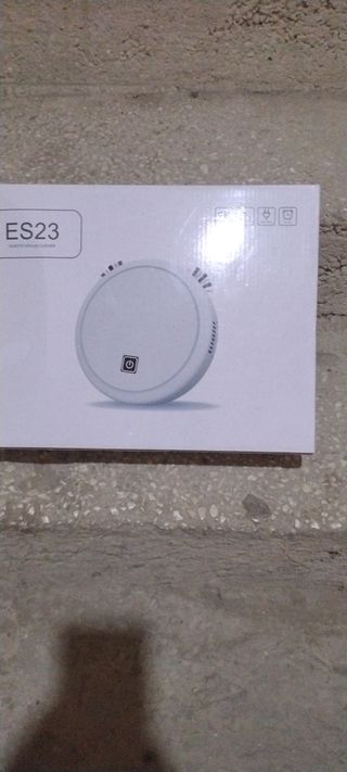 Robot Aspirapolvere Bianco