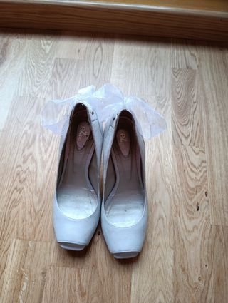 Zapatos de tacón Ezzio