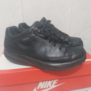 Deportivas MBT Talla 39 Náuticas Negras