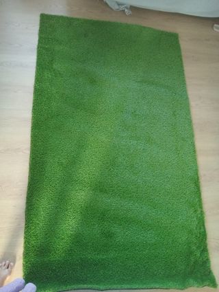 Césped artificial verde