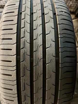 NEUMÁTICO RUEDA CONTINENTAL 215/50/17 95V al 80%