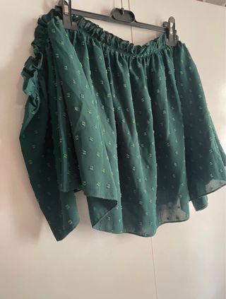 Blusa verde hombros descubiertos