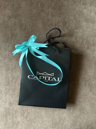 Busta regalo Capital Time nera con fiocco