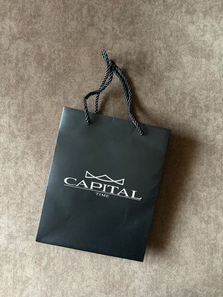 Busta regalo Capital Time nera con fiocco