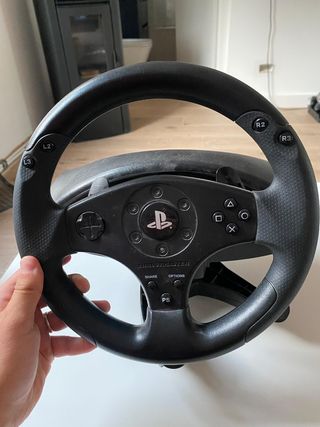 Volante y pedales PS4 