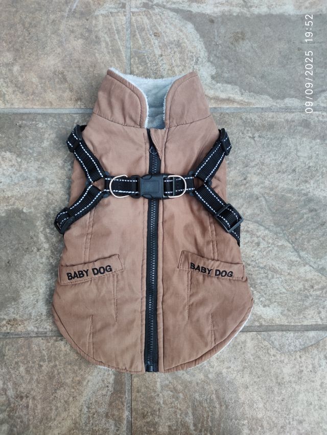 CHAQUETA/ABRIGO CON ARNES, PARA PERRO BABY DOG