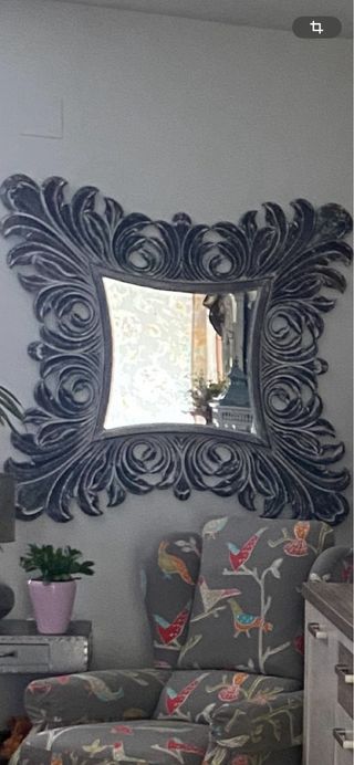 Espejo de Madera con Marco Decorado