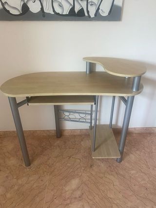 Escritorio moderno madera y metal
