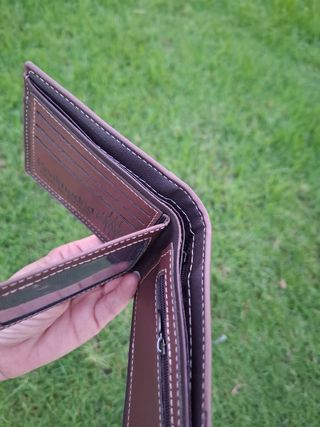Cartera Real Madrid Marrón con Botón
