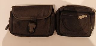 Mochilas de cinturón negras.