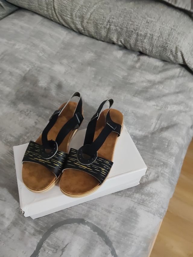 Sandalias cómodas negras y marrones talla 39