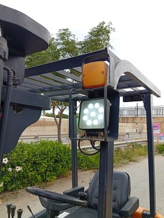 Carretilla elevadora eléctrica Torillo