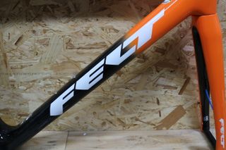 Chasis de carretera de carbono Felt FR NEW