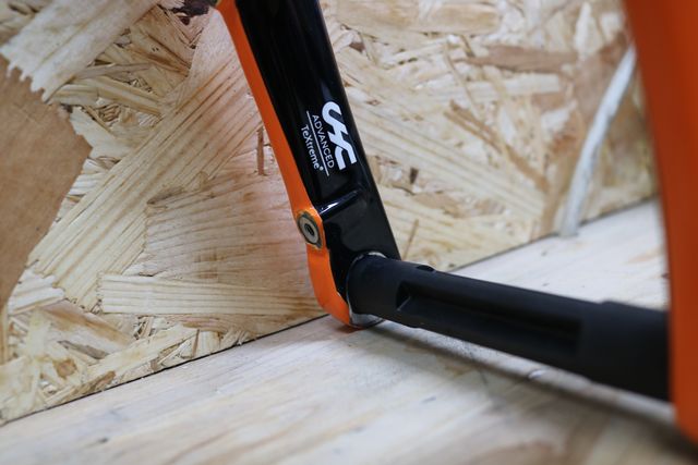 Cuadro carbono carretera Felt FR NUEVO