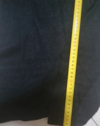 Vestito nero con collo alto