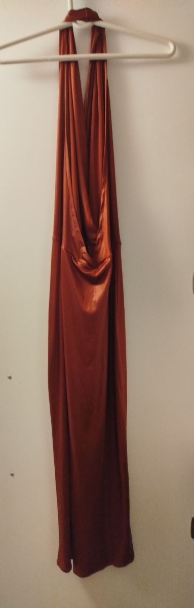 Vestido de fiesta marrón