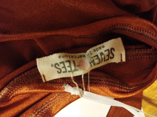 Vestido de fiesta marrón