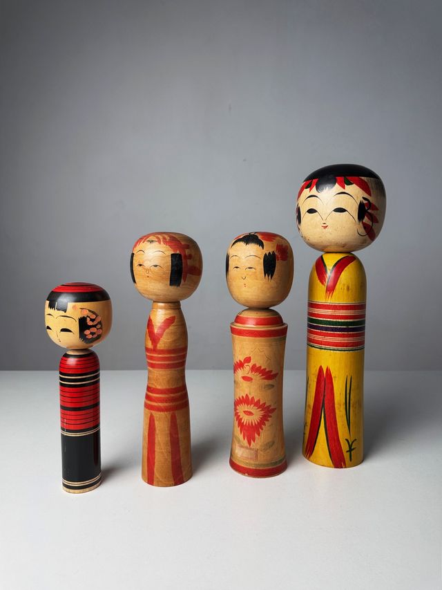 Muñecas Kokeshi Vintage Japón