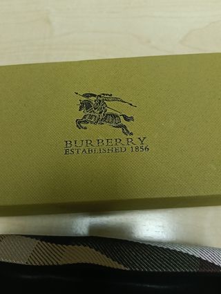 Funda de gafas Burberry
