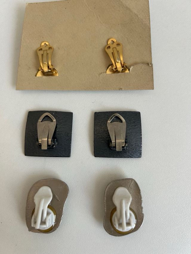 Pendientes Clips Dorados y Multicolor