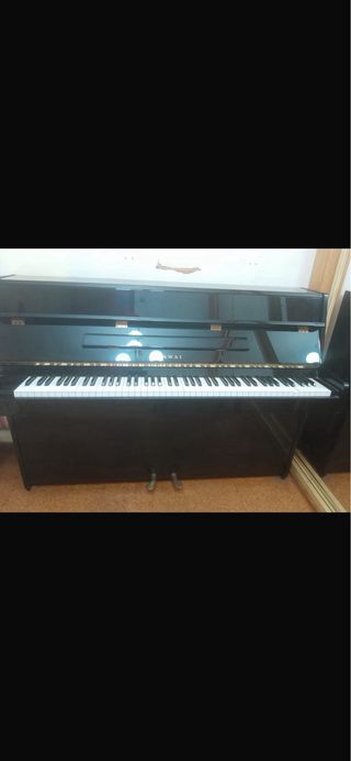 Piano Kawai Negro